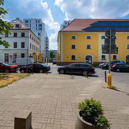 Elegancki Apartament Z Parkingiem Blisko Starego Miasta By Noclegi Renters Wrocław Zewnętrze zdjęcie